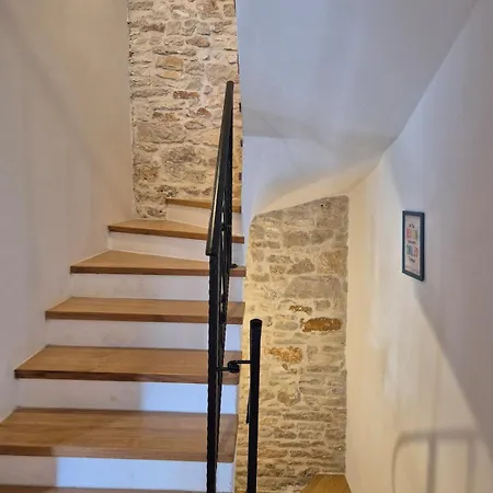 Akvamarin Stone House Istria Hébergement de vacances *